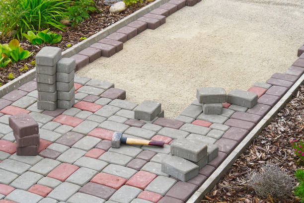 Best Professional Driveway Pavers  in Ellisville, MS
